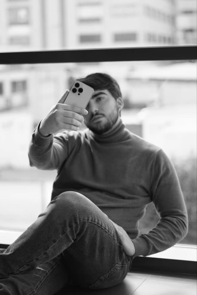 Dani Acero — Founder & Filmmaker de Rooftop Content Studio