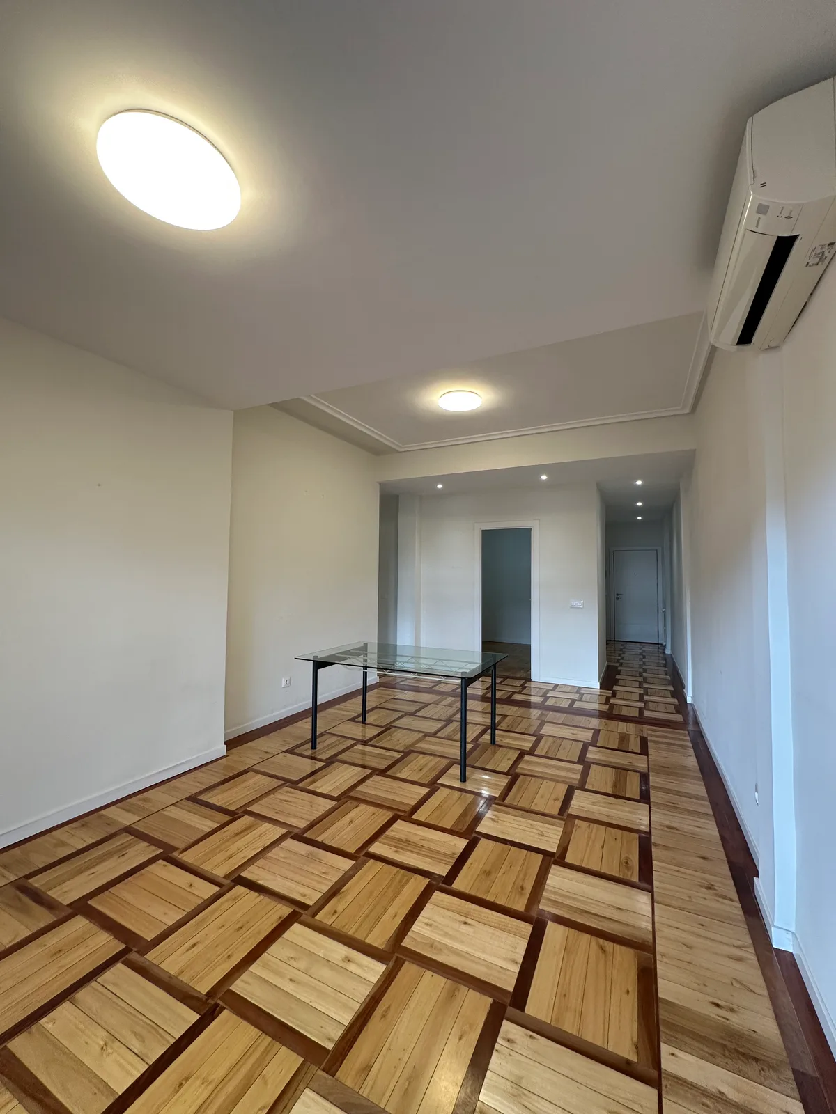 Interior del estudio Rooftop Content Studio en Madrid